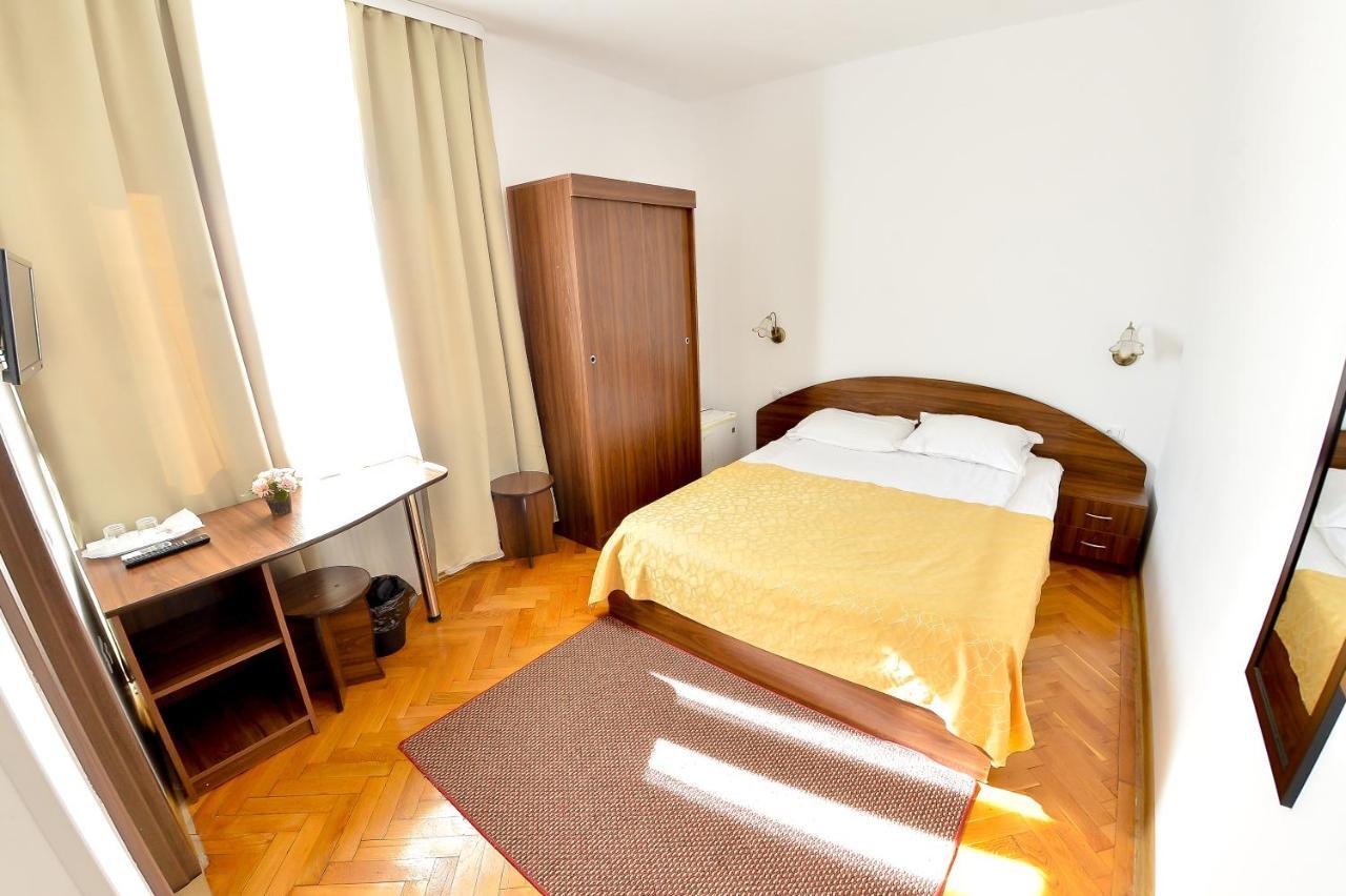 Pension Alexia Sibiu Esterno foto