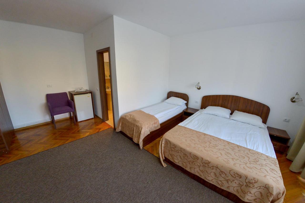Pension Alexia Sibiu Esterno foto