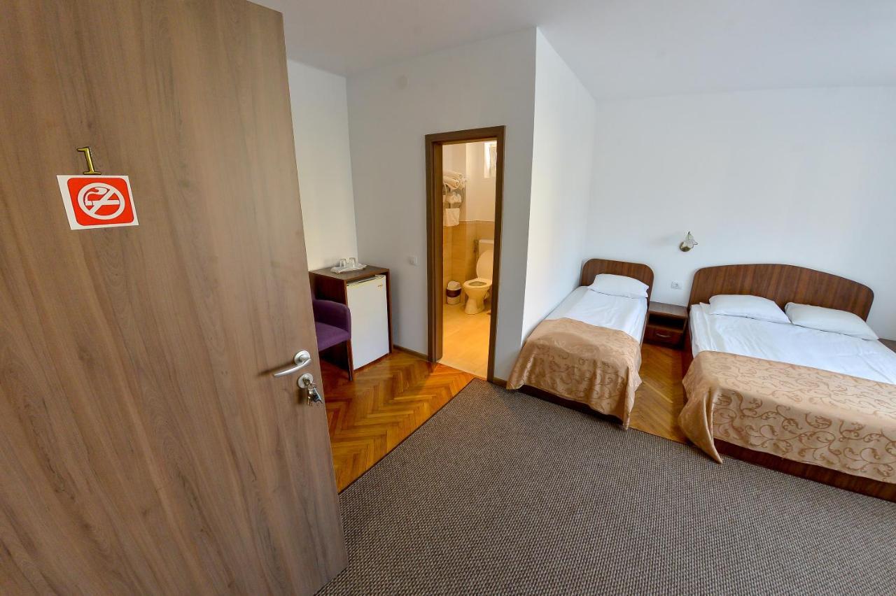 Pension Alexia Sibiu Esterno foto